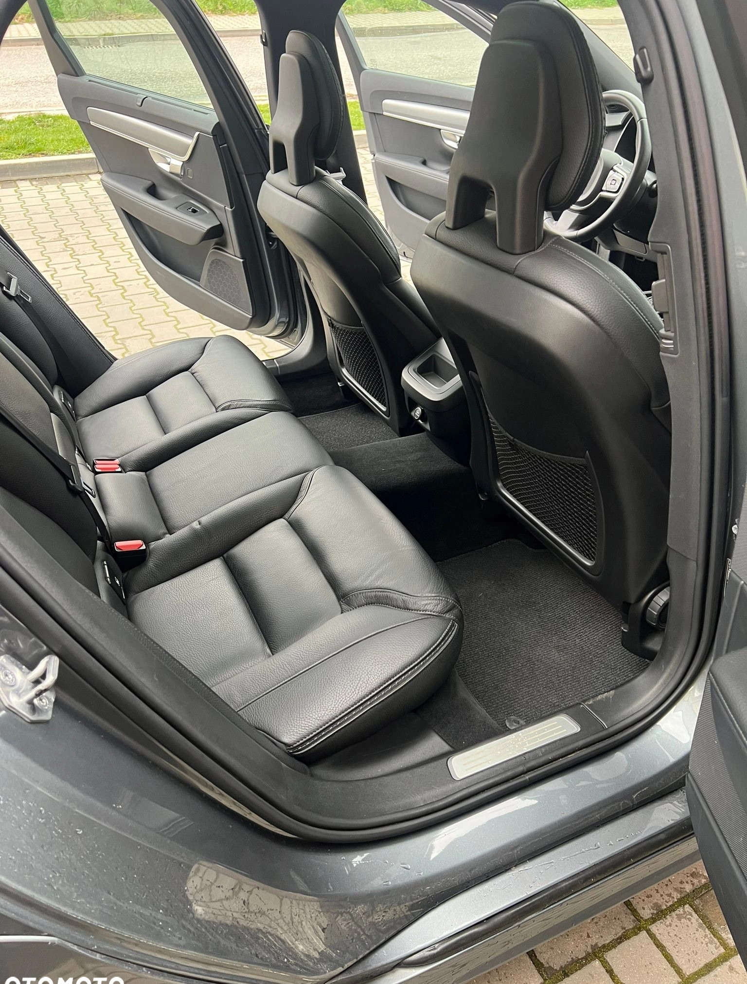 Volvo V90 Cross Country cena 139499 przebieg: 109720, rok produkcji 2018 z Warszawa małe 92